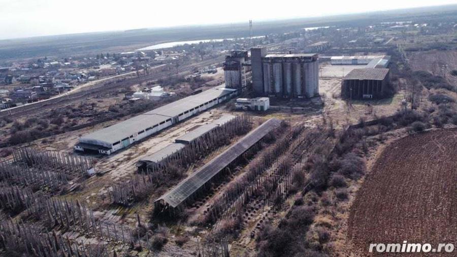 Spatii industriale , teren ,silozuri si Fabrica de nutret pentru animale Peris - 3