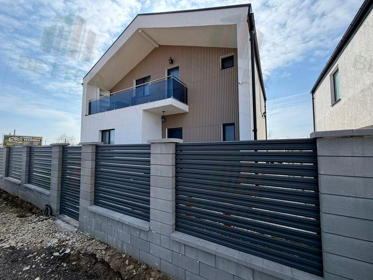 Casă individuală de vânzare - curte 320 mp - mansardă la alegere - 3