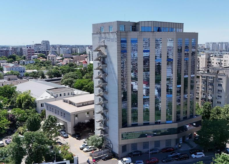 TATI Center 2, Tudor Vladimirescu 45 - comision 0%, reprezentam proprietarul! - 2