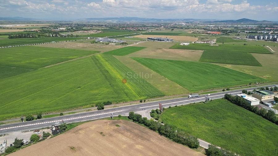 Teren intravilan - 14