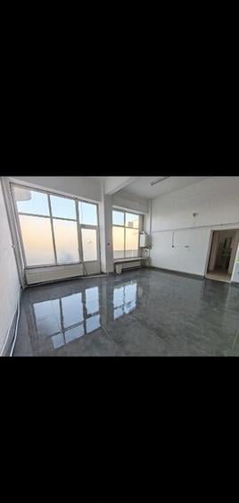 Imchiriez Spatiu Comercial Zona Piata 50mp - 1