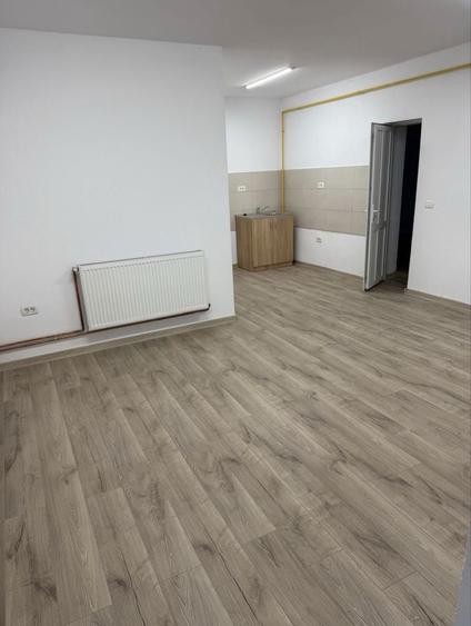Vand apartament 4 camere in Deva, complet renovat - 1