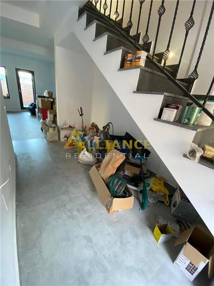 Casa Tip Duplex - 5 camere 4 bai - Mutare Imediata - - 8