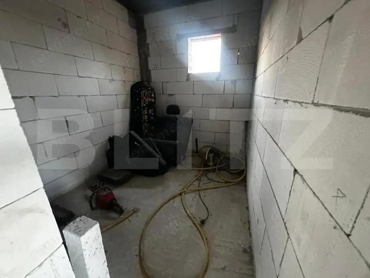 Casa la rosu 4 camere - 200 mp -zona Barabanti - 11