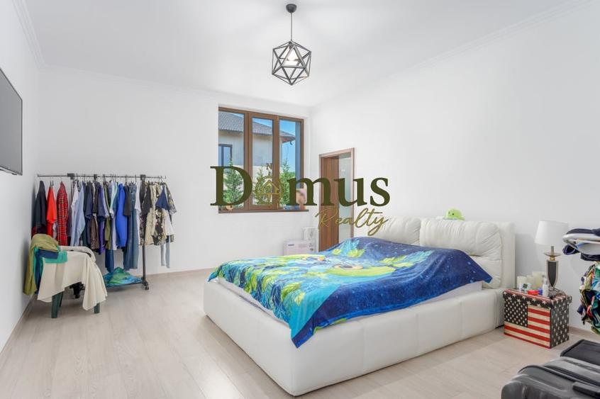 Vila Pasiva | Panouri Fotovoltaice | Vedere Lac Balotesti - 12