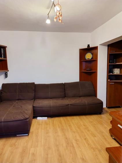 Vanzare apartament 4 camere Militari Uverturii - 3