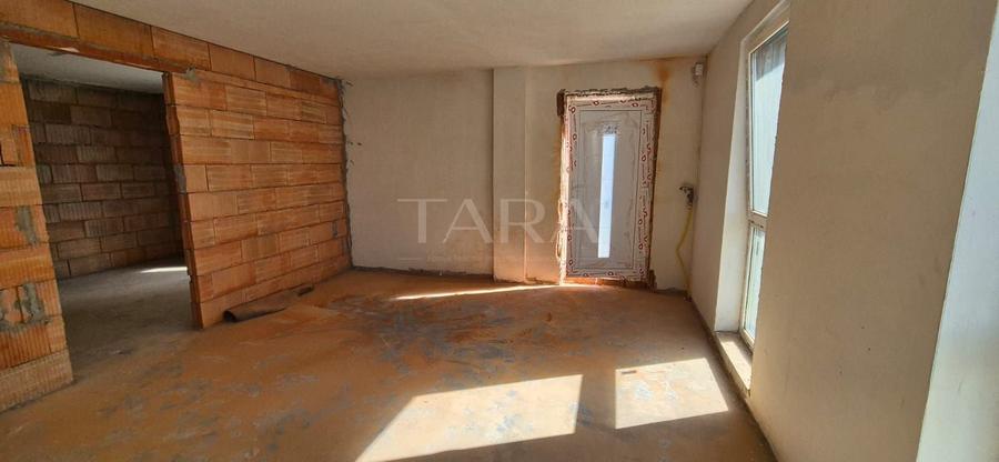 Vanzare apartament cu 1 camera in Sannicoara, cu gradina proprie. - 2