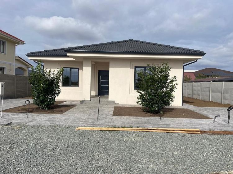 Casa individuala pe parter Sanandrei-comision 0 - 32