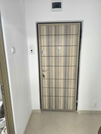 Inchiriez garsoniera Brazda - 7