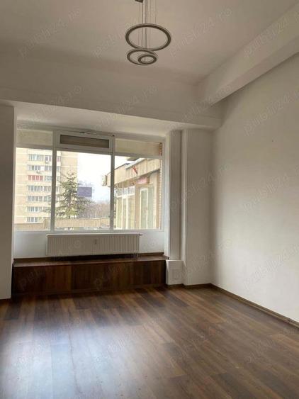 Spatiu comercial de inchiriat - 15