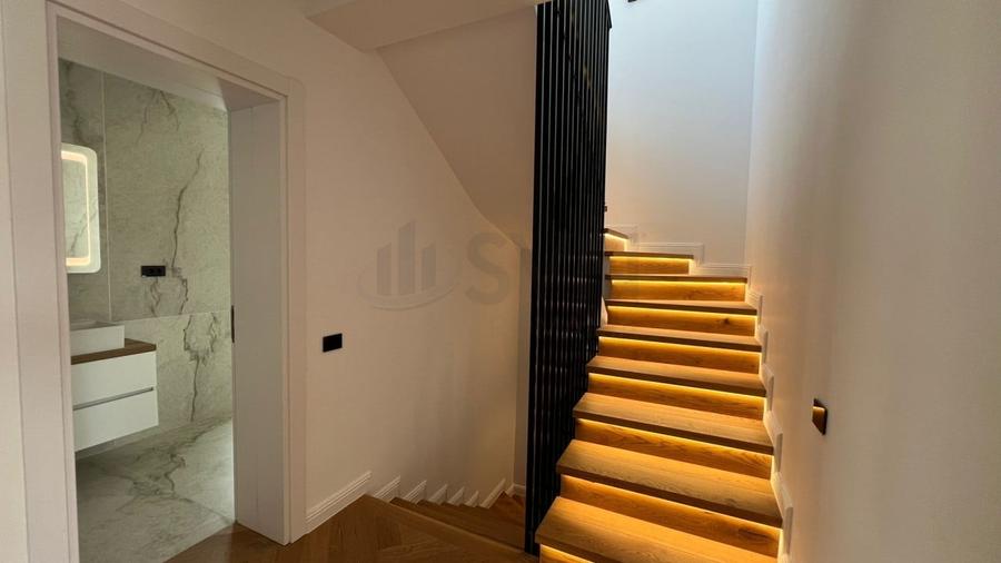 REV2004607 Vila Premium l OMW Pipera l 3 locuri parcare incluse l Comision 0 - 7