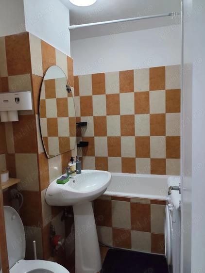 PROPRIETAR Vand Garsoniera Costin Georgian-Bd.1Decembrie1918 Sector 3 - 5