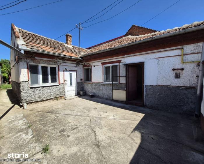 Casa 3 camere + , singur in curte - 1