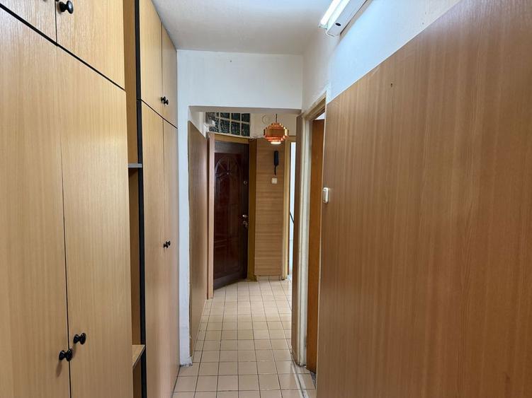 (REZERVAT) 3 camere decomandat Titan/Ozana - 5