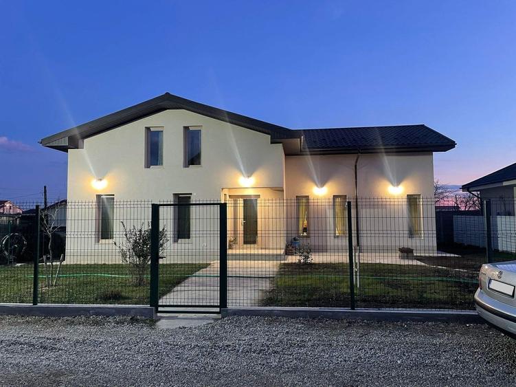 Vila P+M, 2020,Sc=101 mp,Su=160 mp,mobilata+utilata,str.Agricultorului - 1