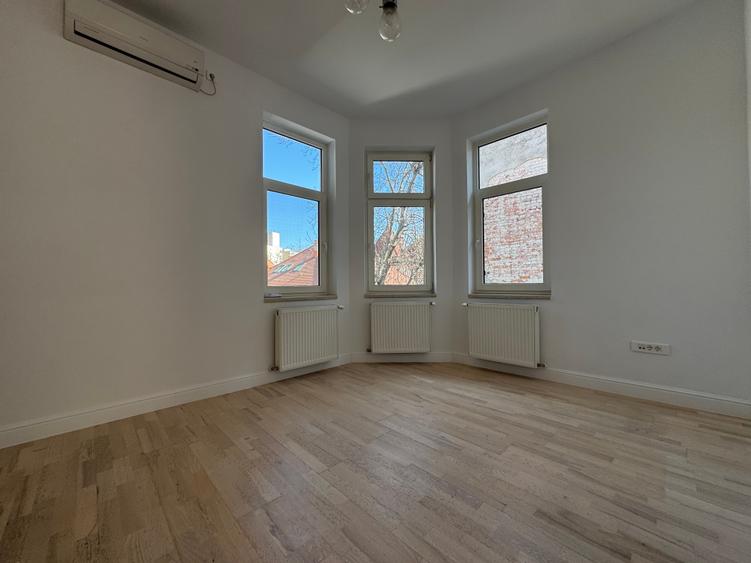 De inchiriat vilă interbelică restaurată - 354 mp utili - D+ P + 1+M  - Capitale - 3