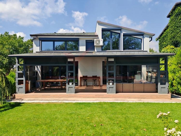 Vila Eforie Sud | nou renovată | ideal locuință sau birou | 507 mp teren - 1