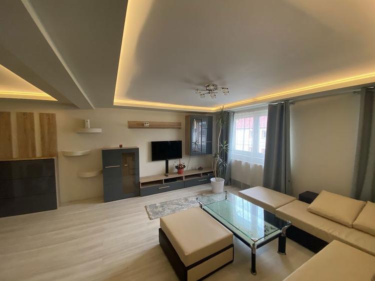 Inchiriez apartament cu 3 camere Valea Aurie - 6