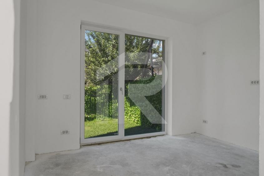 Vila sector 1 - 300mp - P+2+M - 11 camere - Chitila - 6