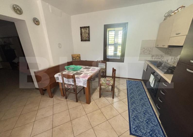 Casa de vanzare in zona linistita - 1