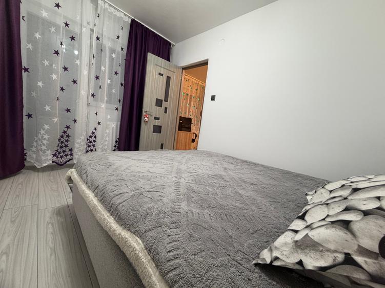 Apartament cu 3 camere nedecomandat în Șagului