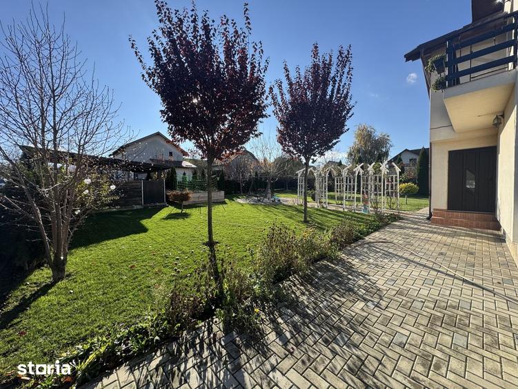 Casă cu 4 camere cu Teren 706 Mp în Ciurea