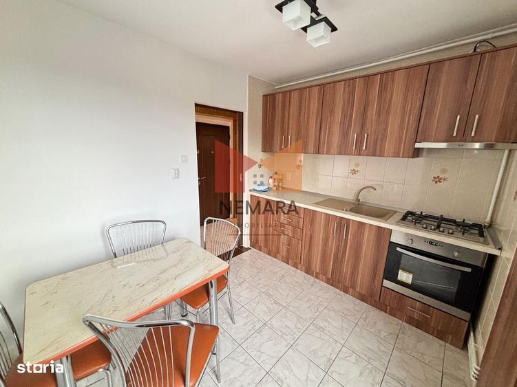 Apartament cu 2 camere decomandat în 7 Noiembrie