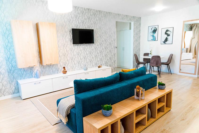Apartament cu 2 camere decomandat în Central
