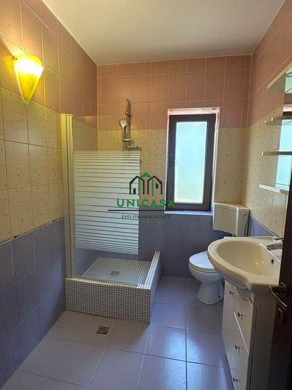 Apartament cu 3 camere decomandat, mobilat în Nord
