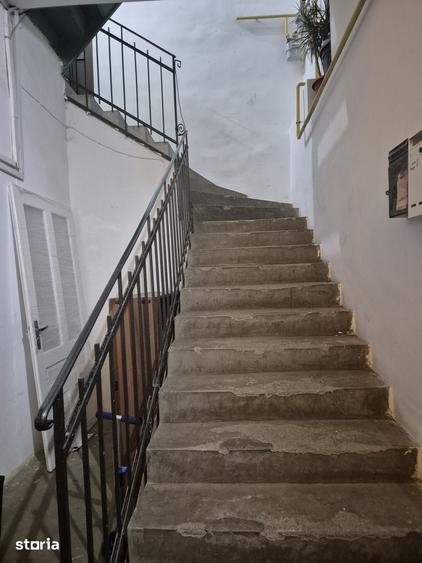 Vanzare apart. 3 cam. +1 cam. supraetajata,centr. proprie, Zona Teatru - 1