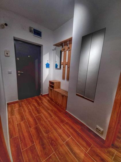 Apartament cu 2 camere semidecomandat în Pajura