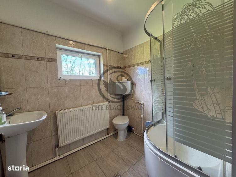 Casă cu 4 camere cu Teren 3117 Mp în Dumbrăvești