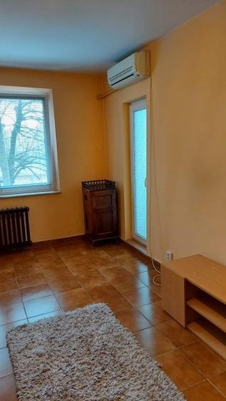 Apartament cu 2 camere decomandat în Dristor