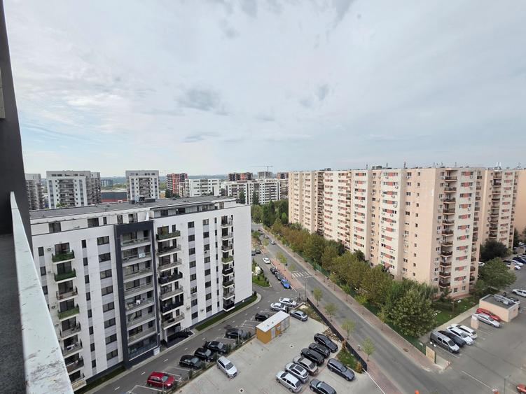 Apartament cu 2 camere semidecomandat în Theodor Pallady