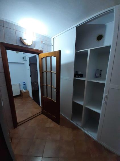 Apartament cu 2 camere decomandat în Ultracentral