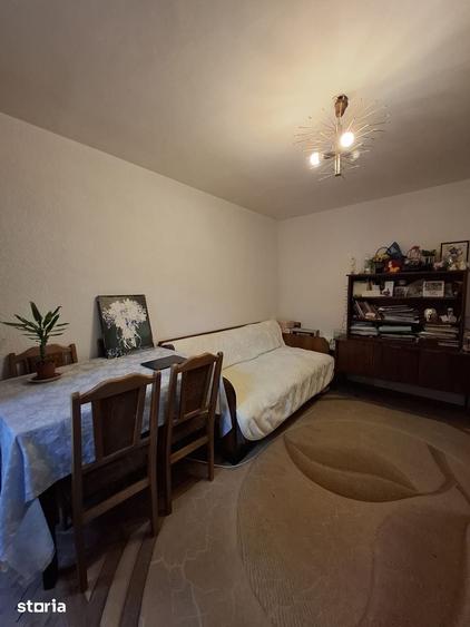 Apartament cu 3 camere decomandat în George Enescu