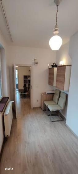 Casă cu 5 camere cu Teren 118 Mp în Centrul Civic