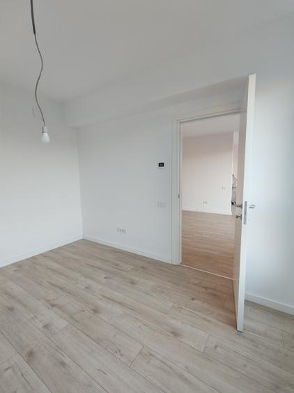 Apartament cu 2 camere semidecomandat în Sisești
