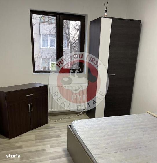 Apartament cu 3 camere semidecomandat în Rahova