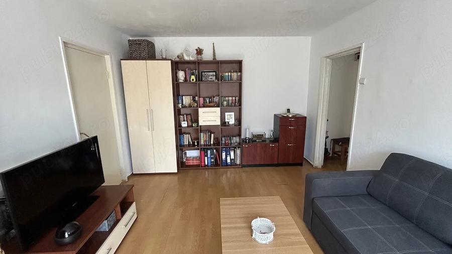 Apartament cu 2 camere semidecomandat în Micălaca