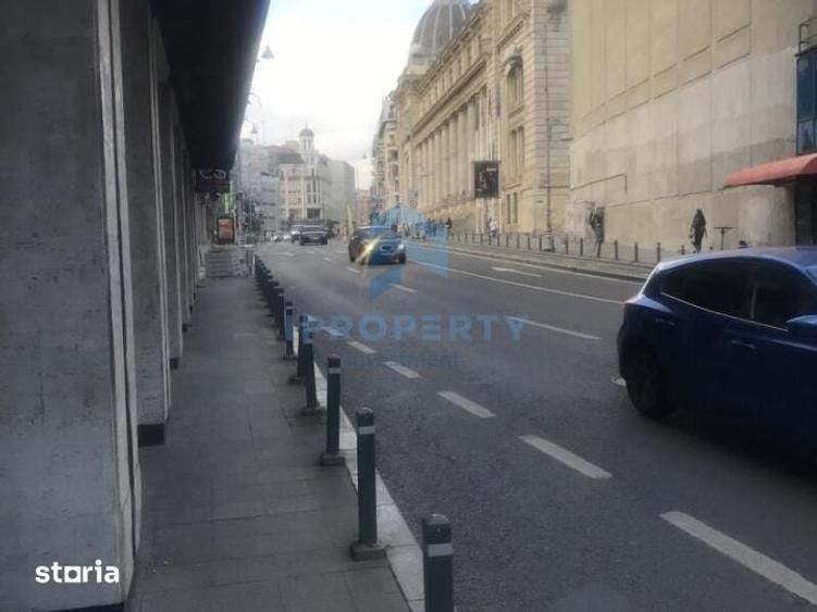 Apartament cu 2 camere semidecomandat în Centrul Civic