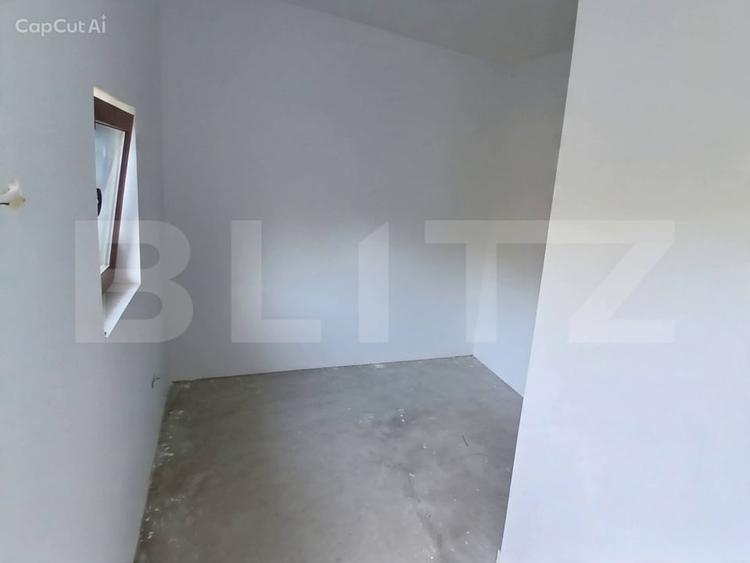 Casă individuală cu 5 camere cu Canalizare în Reghin