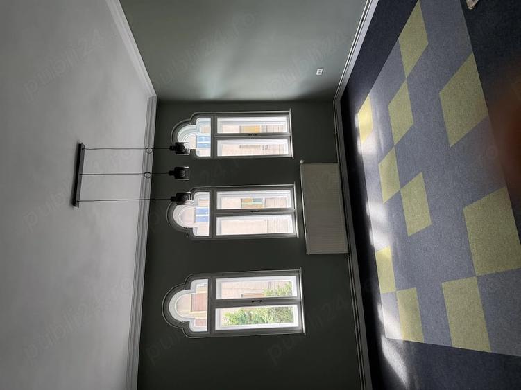 Spațiu comercial, de 108 mp, în Medicină