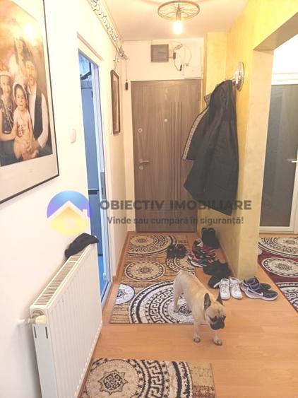 Apartament cu 4 camere decomandat, mobilat în Dărmănești