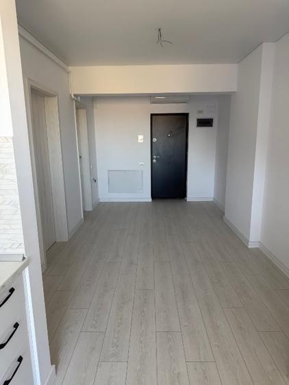 Apartament cu 2 camere semidecomandat, mobilat în Central