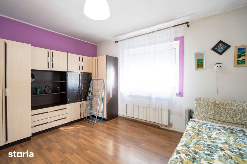 Casă cu 4 camere cu Teren 295 Mp în Nufărul