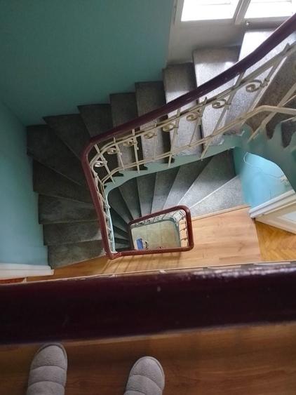 Apartament cu 3 camere decomandat în Gara de Nord