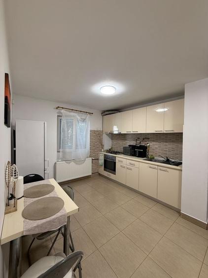 Apartament cu 2 camere decomandat în Rahova