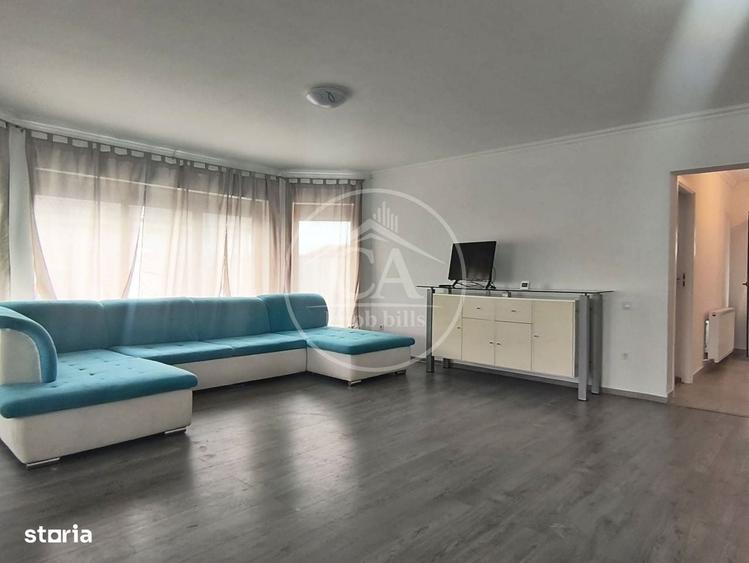 Casă cu 4 camere decomandat în Sântandrei