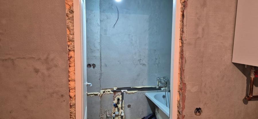 Apartament cu 2 camere decomandat în Șugag